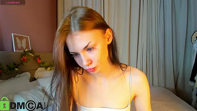 Jennie Hunter online show from October 25, 9:30 am