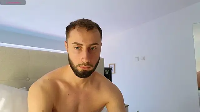 RyanStorm  online show from April 8, 9:44 am