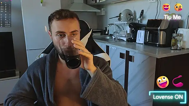 RyanStorm  online show from October 20, 1:33 pm