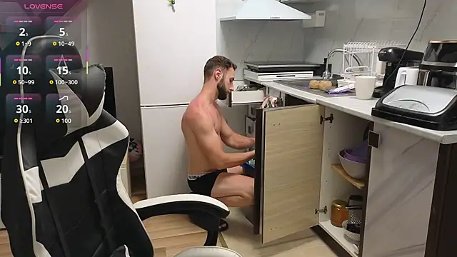 Snapshot of RyanStorm_ chatting on June 27, 4:35 pm RyanStorm online show from June 27, 4:35 pm