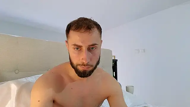 RyanStorm  online show from April 5, 1:18 pm