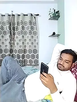 avi007p online show from November 8, 7:39 pm