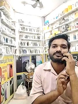 avi007p online show from December 3, 1:21 pm