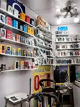 avi007p online show from November 4, 9:46 am