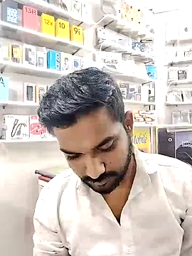 avi007p online show from September 18, 1:14 pm