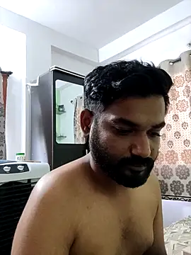 Snapshot of avi007p chatting on May 16, 4:33 am avi007p online show from May 16, 4:33 am