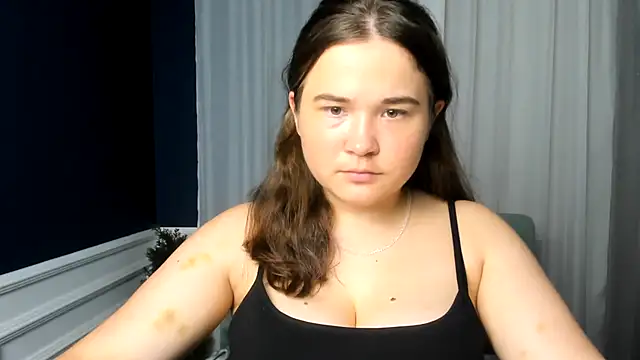IsabellCharm online show from September 12, 7:30 am