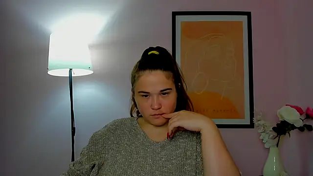 IsabellCharm online show from October 13, 7:32 am