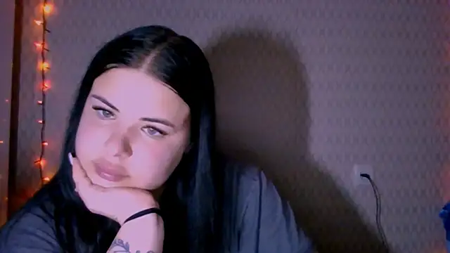  Trisha li online show from November 30, 5:03 pm