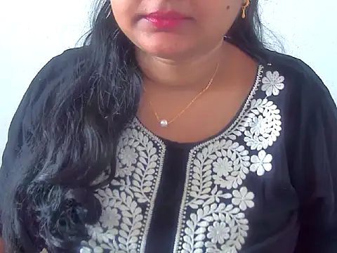 Snapshot of Saniya_K chatting on November 25, 3:07 am Saniya K online show from November 25, 3:07 am