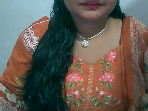 Snapshot of Saniya_K chatting on December 16, 3:05 pm Saniya K online show from December 16, 3:05 pm