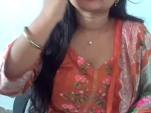 Snapshot of Saniya_K chatting on November 23, 4:00 am Saniya K online show from November 23, 4:00 am