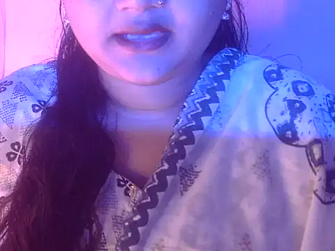 Snapshot of Saniya_K chatting on September 17, 2:41 pm Saniya K online show from September 17, 2:41 pm