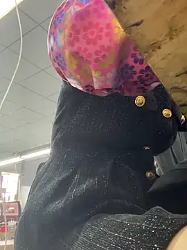 Snapshot of DHJM168 chatting on November 14, 12:58 am DHJM168 online show from November 14, 12:58 am