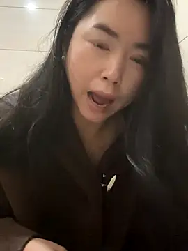 Snapshot of DHJM168 chatting on October 24, 5:39 am DHJM168 online show from October 24, 5:39 am