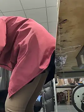 Snapshot of DHJM168 chatting on December 4, 12:42 am DHJM168 online show from December 4, 12:42 am