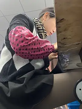 DHJM168 online show from December 17, 12:59 am