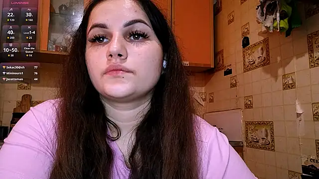 DierdreCousineau online show from November 10, 10:31 am