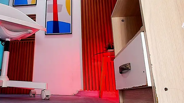 sweet mile online show from April 15, 7:58 pm