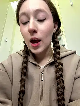 FroggyAnna online show from January 10, 6:58 pm