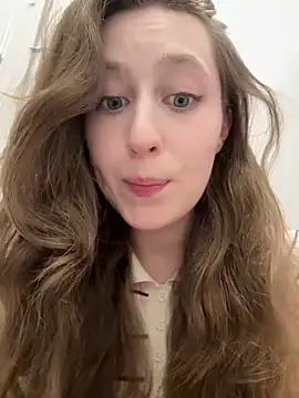 FroggyAnna online show from June 17, 5:01 pm