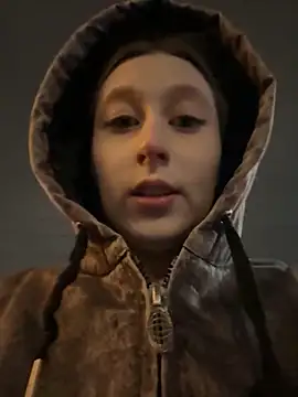 FroggyAnna online show from October 27, 3:24 pm