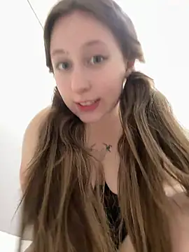 FroggyAnna online show from July 28, 8:52 pm