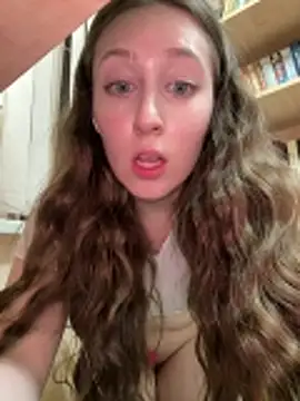 FroggyAnna online show from April 15, 7:58 pm