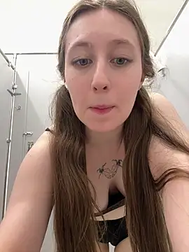 FroggyAnna online show from July 28, 7:39 pm
