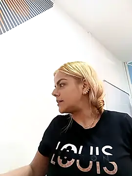 Alanna Grays online show from November 26, 4:29 pm