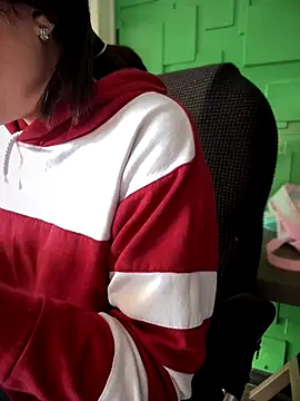 Snapshot of Queen__Love chatting on September 14, 9:04 pm Queen Love online show from September 14, 9:04 pm