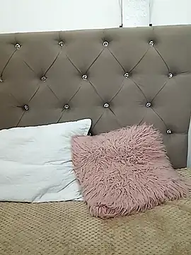 Snapshot of Isbettyche chatting on October 16, 8:17 pm Isbettyche online show from October 16, 8:17 pm
