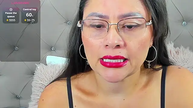 Isbettyche online show from November 23, 10:20 pm