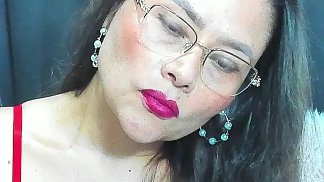 Isbettyche online show from May 5, 12:57 am