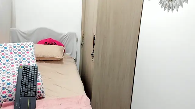 Isbettyche online show from November 6, 12:14 am