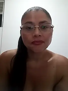 Snapshot of Isbettyche chatting on September 9, 2:10 am Isbettyche online show from September 9, 2:10 am