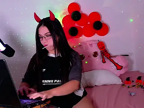 SofiKray online show from October 14, 1:28 am