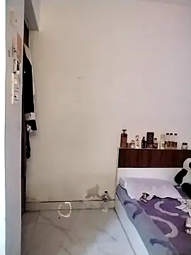 Sexy vernilla online show from April 3, 9:10 pm