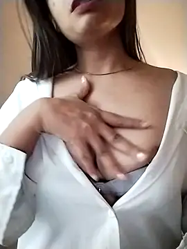 Sexy vernilla online show from November 20, 10:42 pm