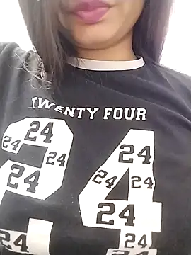 Sexy vernilla online show from November 2, 5:18 pm