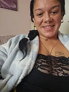 GoddessChantelle online show from October 28, 2:05 pm