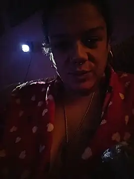 Snapshot of GoddessChantelle chatting on December 18, 8:19 am GoddessChantelle online show from December 18, 8:19 am