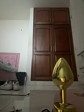 skullvalu online show from March 16, 11:40 pm