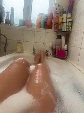 Snapshot of Imogenbabyyy chatting on September 10, 5:23 pm Imogenbabyyy online show from September 10, 5:23 pm