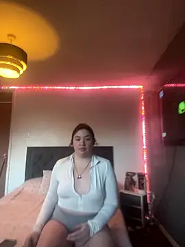 Imogenbabyyy online show from January 17, 9:13 am