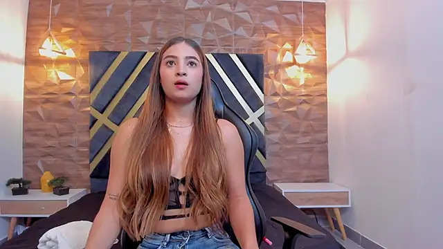 Alana cox  online show from November 7, 11:19 pm