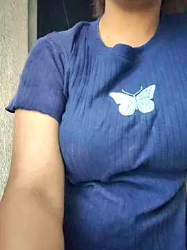 Snapshot of Love_birdss69 chatting on November 2, 2:55 pm Love birdss69 online show from November 2, 2:55 pm