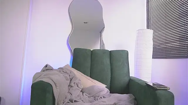 Snapshot of a_Malgosia_mako chatting on October 5, 5:47 pm a Malgosia mako online show from October 5, 5:47 pm