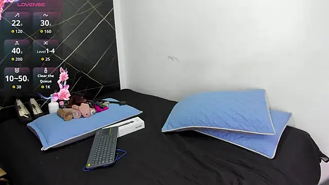 Bora Lajuana online show from June 2, 4:01 am
