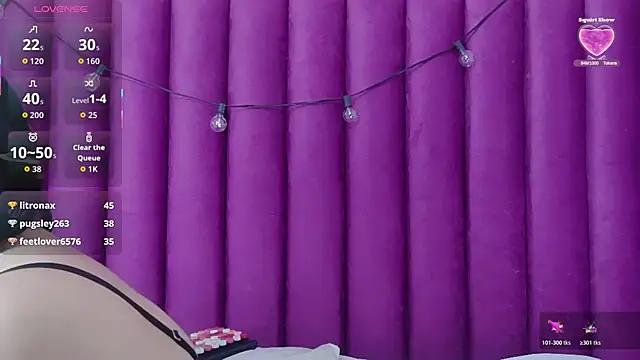 cosplaydate online show from November 26, 2:55 am